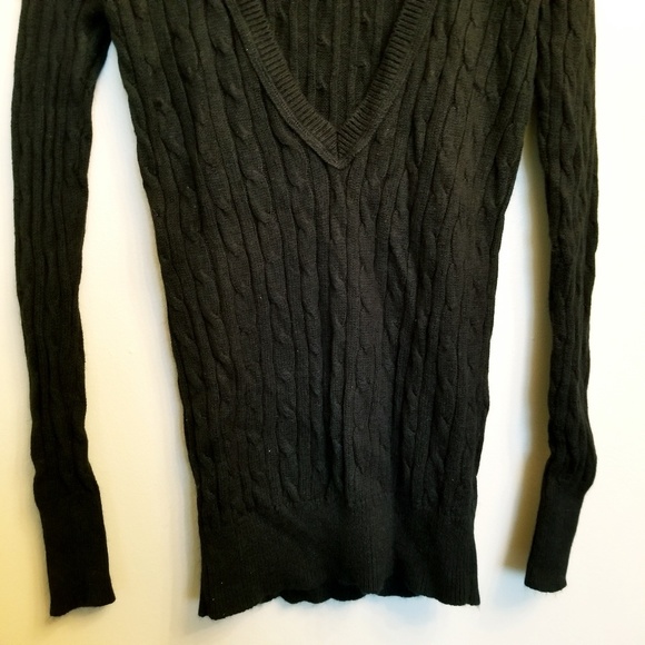 3 for $20. Sweater from GAP. Size XS - Picture 3 of 5